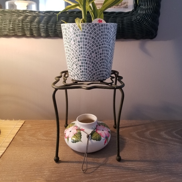 Hobby Lobby Accents 7 Green Distressed Metal Plant Stand Poshmark